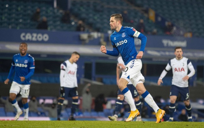 促进足球文 促进足球文